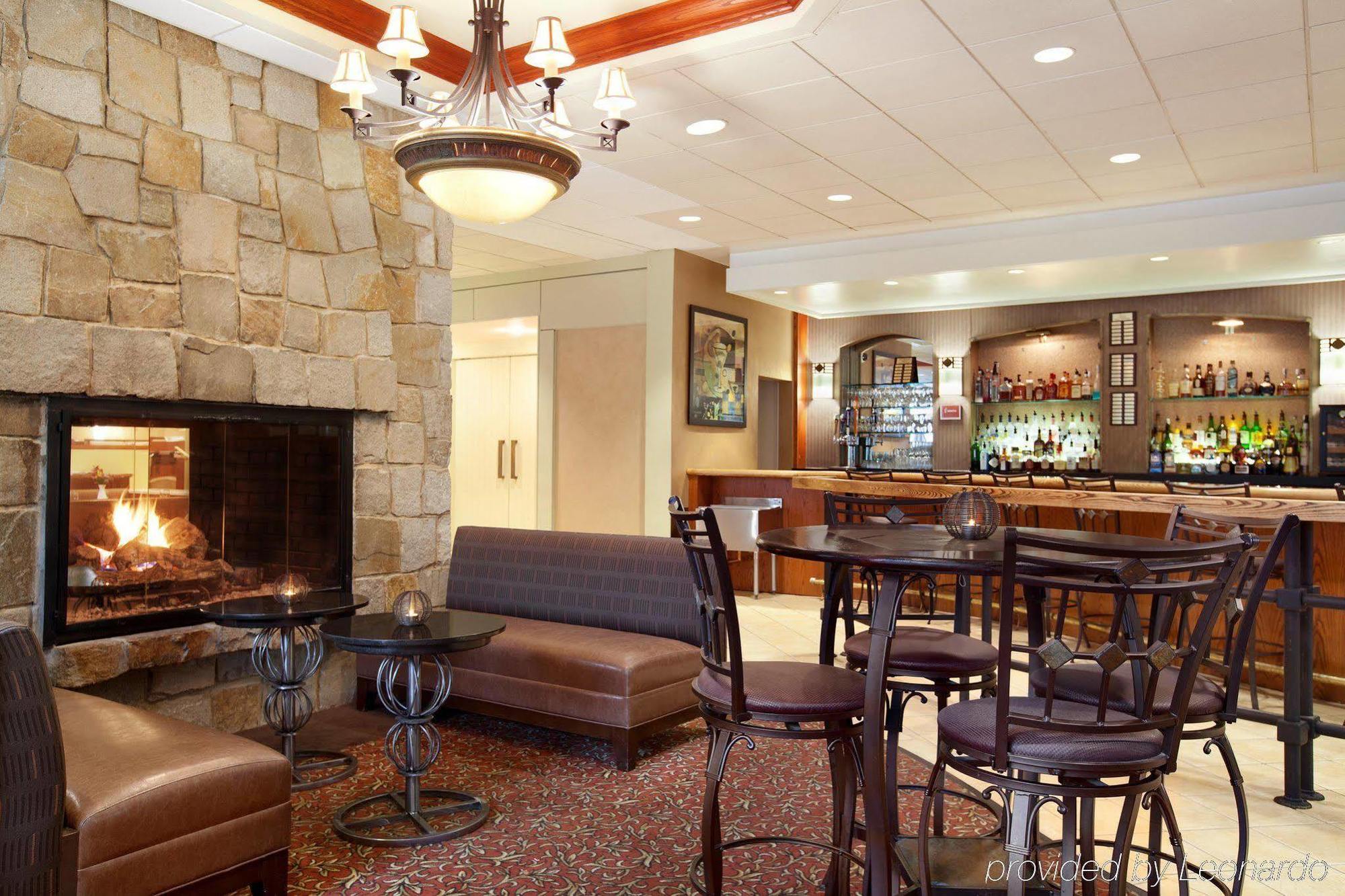 Doubletree By Hilton Hotel Boston - Bedford Glen Ngoại thất bức ảnh