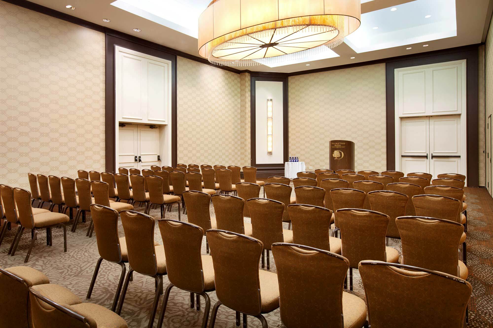 Doubletree By Hilton Hotel Boston - Bedford Glen Ngoại thất bức ảnh